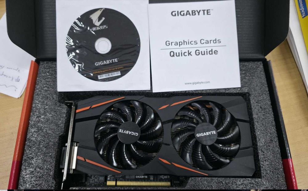 Продавам Gigabyte Radeon RX 570 Gaming 4GB GDDR5 (GB RX570GAMING-4GD)