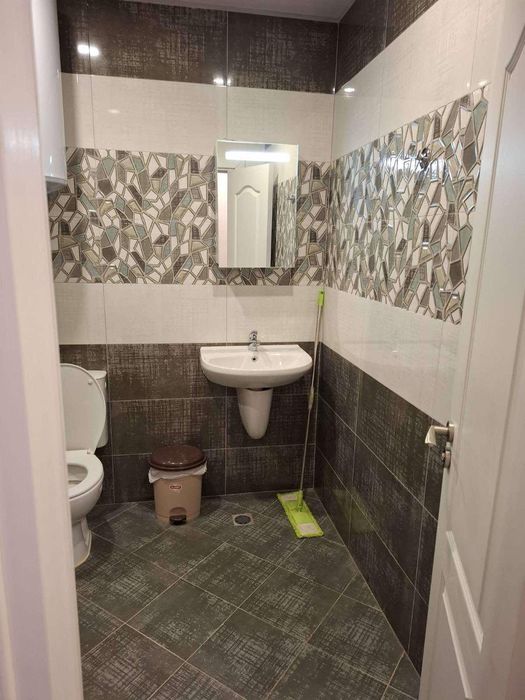 Дава се под наем Двустаен апартамент в Варна, Колхозен пазар - 65 кв.м за 598.23 € - Снимка #5