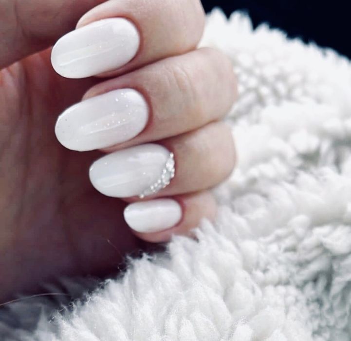 Unghii cu gel – zona Pantelimon