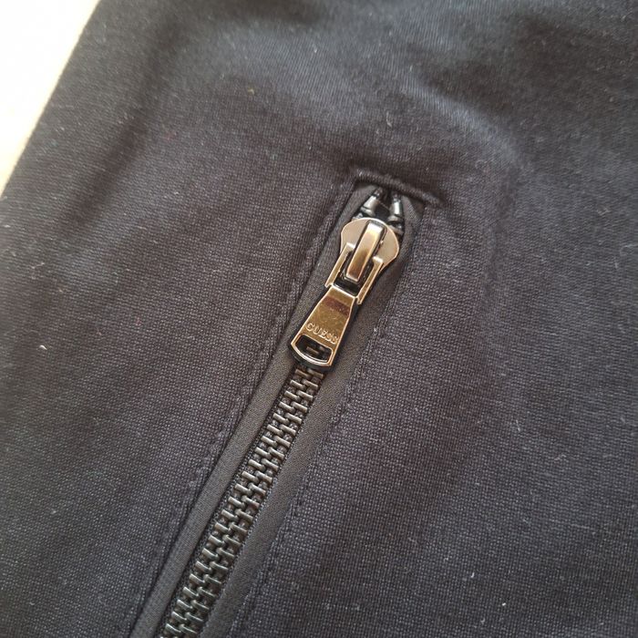 Рокля Guess XS и рокля на НМ