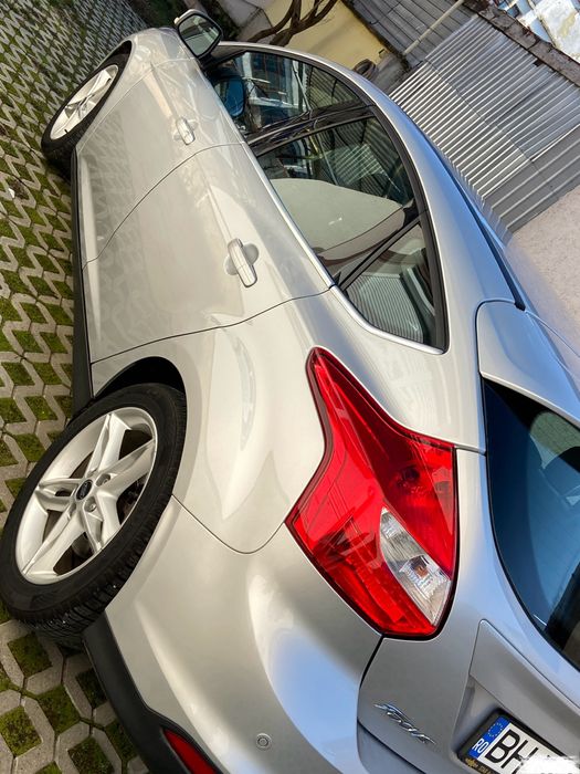 FORD Focus 2013 — imagine 2