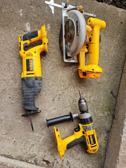 Scule dewalt fără acumulator