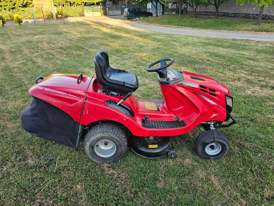 Тракторна Косачка Briggs&Stratton  17,5. Коня. ПЕРФЕКТНА