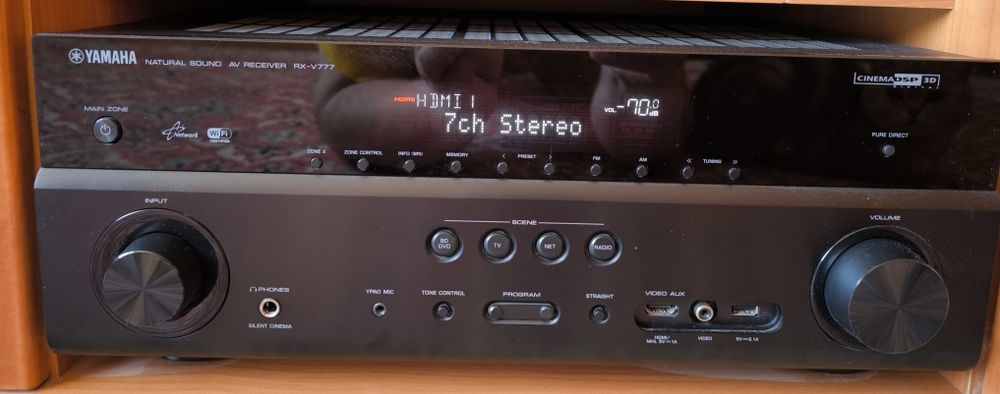 Продается AV Receiver YAMAHA RX-V777