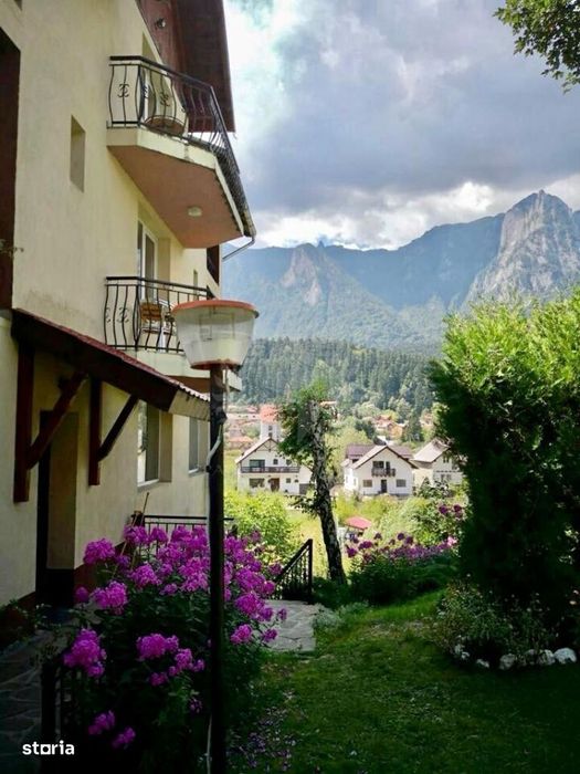 Vila Cartier Zamora//Busteni