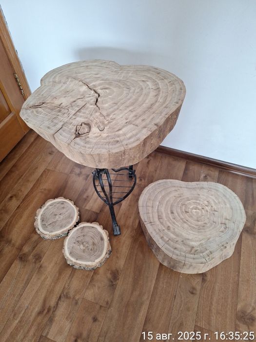 Стол-гриб из карагача