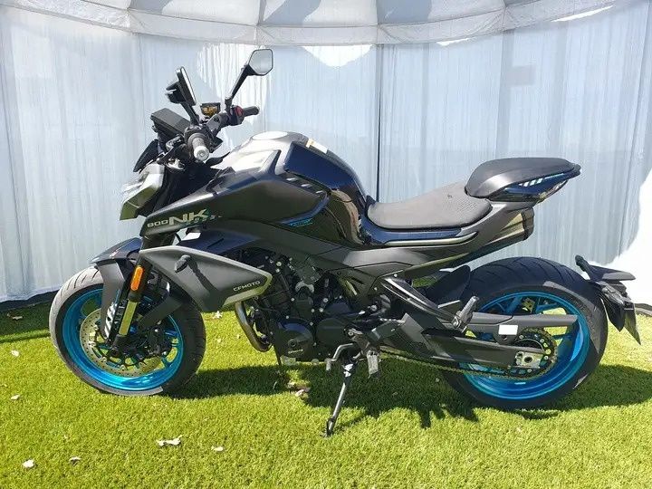 Vând cf moto 800nk advanced