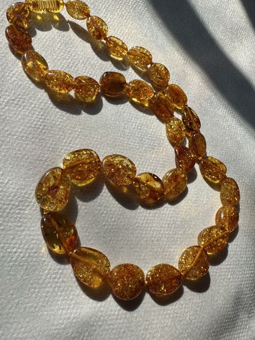 Янтарные бусы для взрослых
