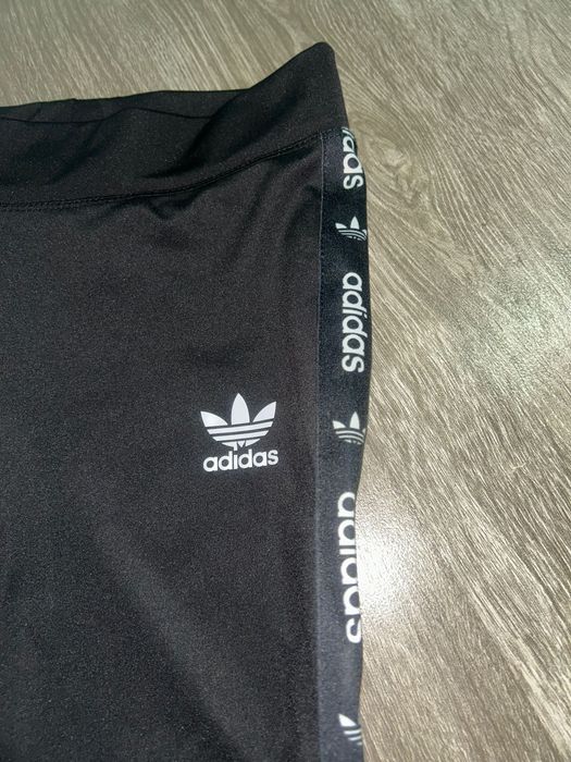 Женски спортен клин Adidas