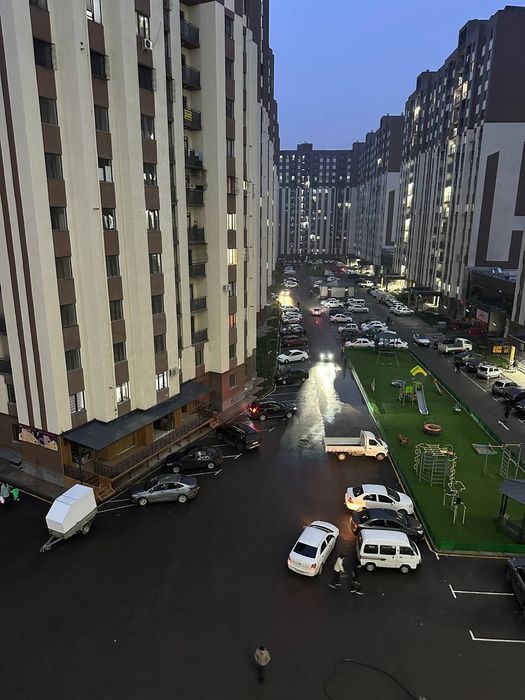 Novastroyka hechkim yashamagan oila qoyamiz