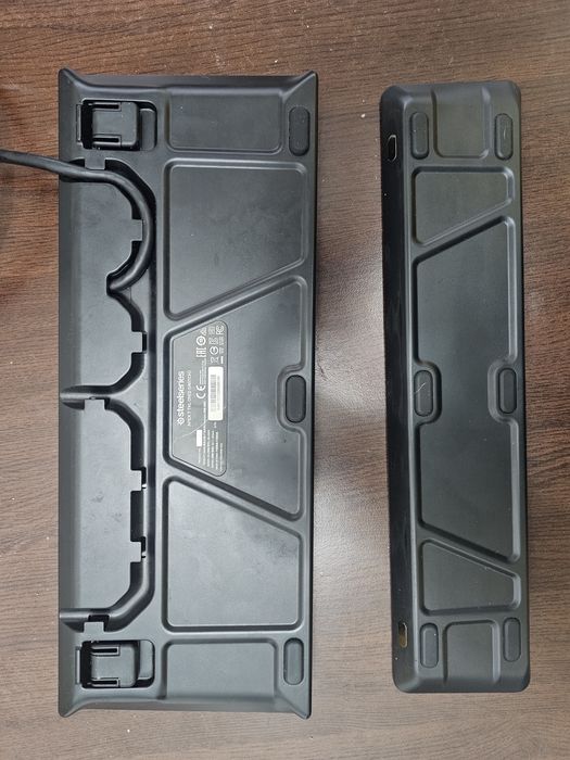 Tastatura mecanica gaming SteelSeries Apex 7 TKL, Red Switch, Iluminar