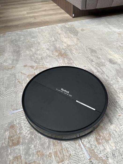 Робот пылесос в отличном состоянии