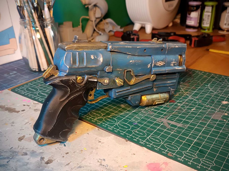 Fallout 76 косплей пистолет реквизит - 2 варианта