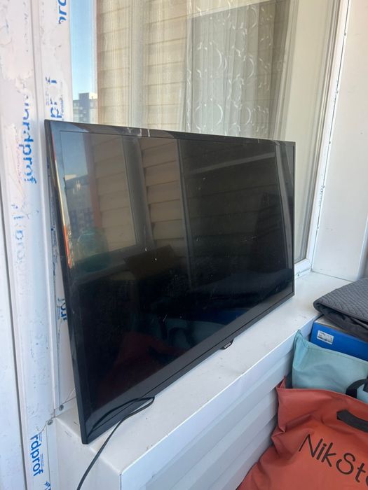 продам телевизор