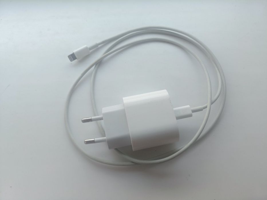 Iphone зарядка оригинал