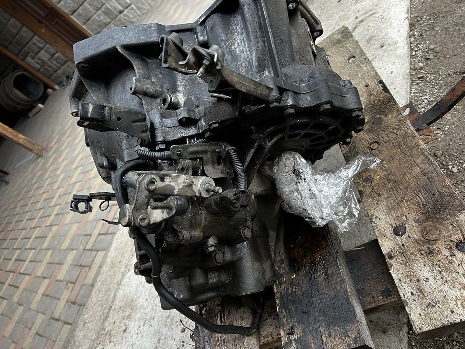 Скорости / Раздатка Нисан X Трейл / Nisan Xtrail T30 2.2 114
