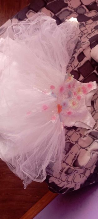 Комплекти ,рокли 86-92 и98- 104