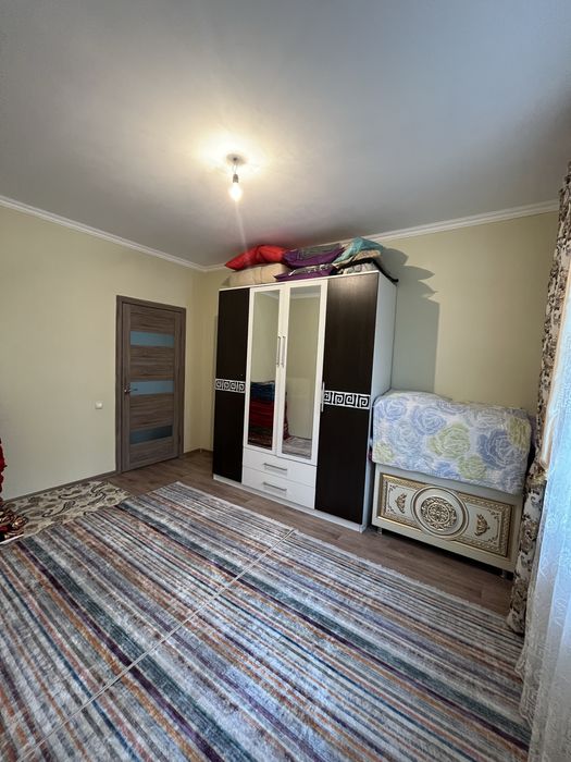 Киім салатын шкаф/ сөре