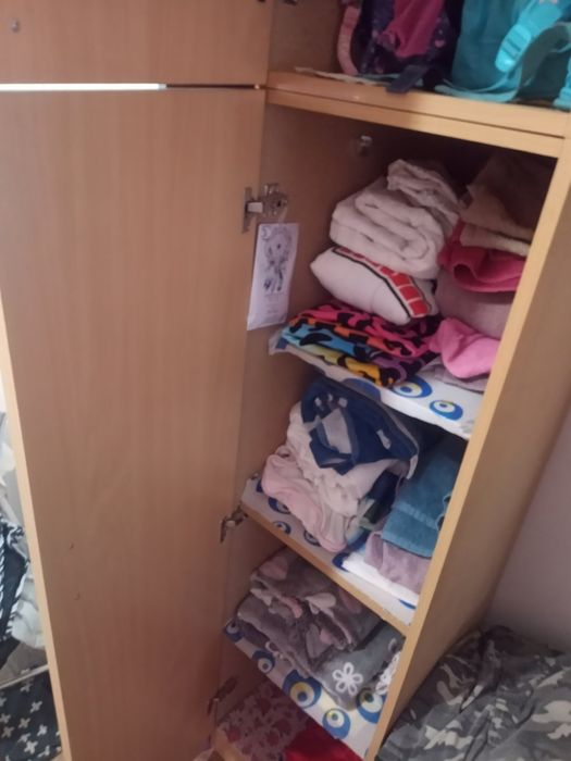 Единичен гардероб