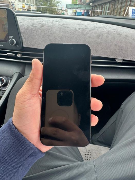 Айфон 15 про,256 гб