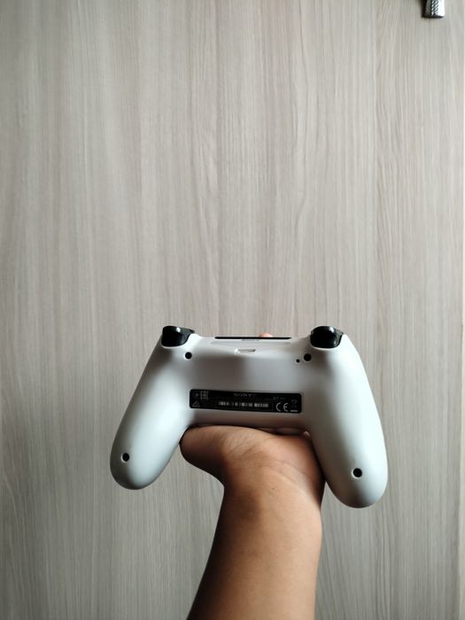 ПРОДАЮ джостик от ps 4