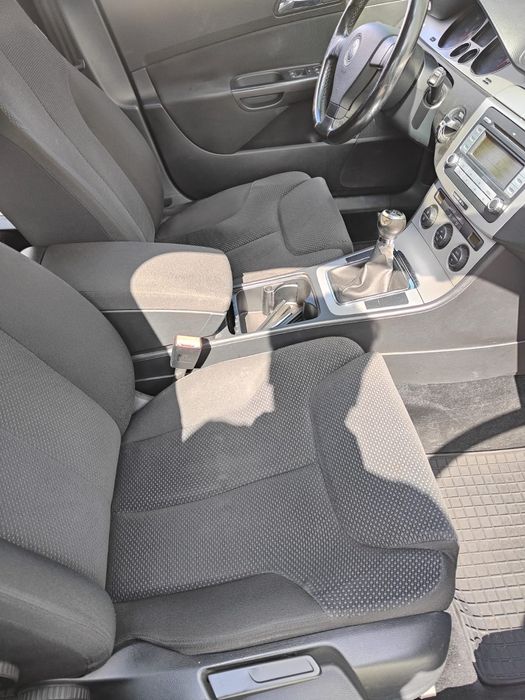 Vând vw passat diesel B6