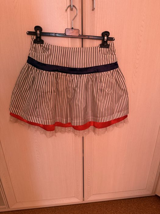 Продам юбки для стройной девушки