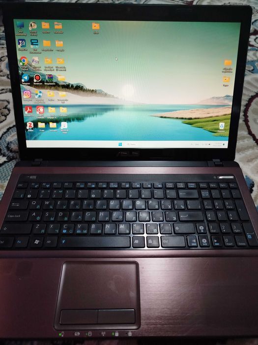 Asus noutbuk sotiladi ishlashi zoʻr narxi kelishiladi