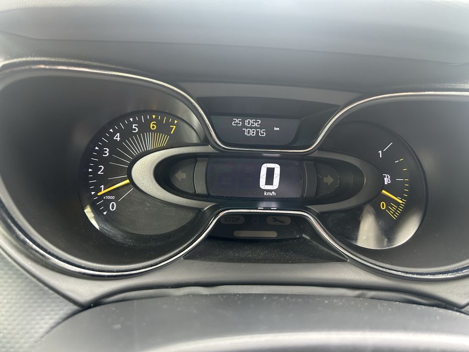 Renault Captur, an2014, motor 1.6 Diesel, 90 de cai!