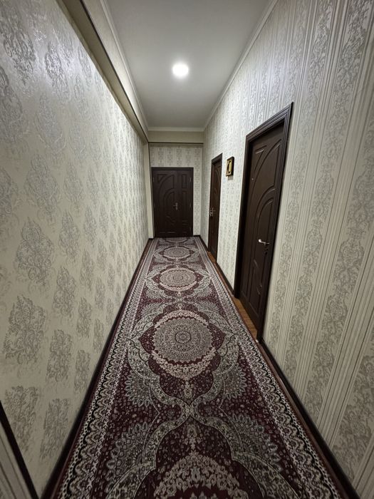 Vokzal cityda uy sotiladi