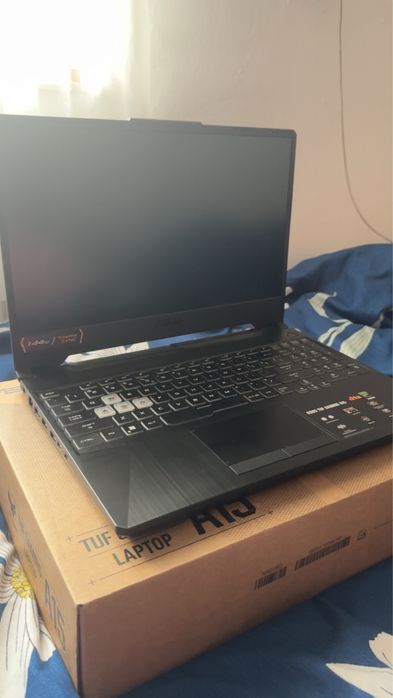 Laptop Gaming ASUS TUF A15, Ryzen 7 5700X, Windows 11 Pro ca nou