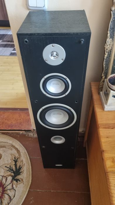 Vand  boxe podea si amplificator