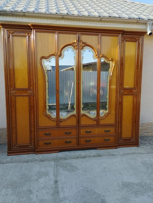 Dormitor complet din lemn masiv