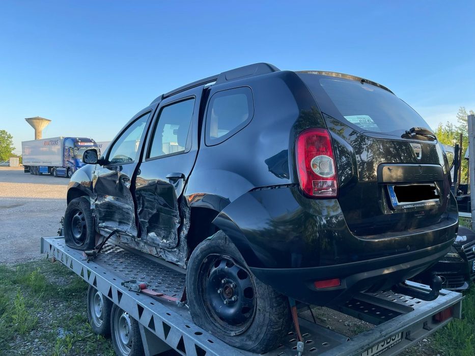 Dacia Duster 4x4 1.5dci 2011 avariat