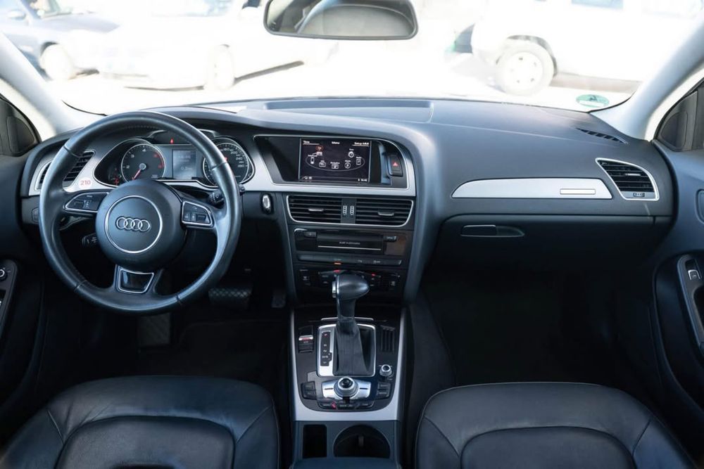 AUDI A4 0 — imagine 2
