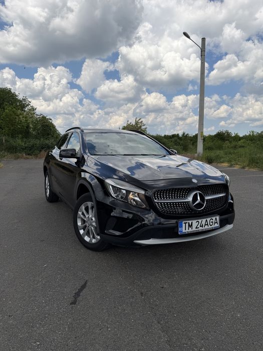 Mercedes GLA 180