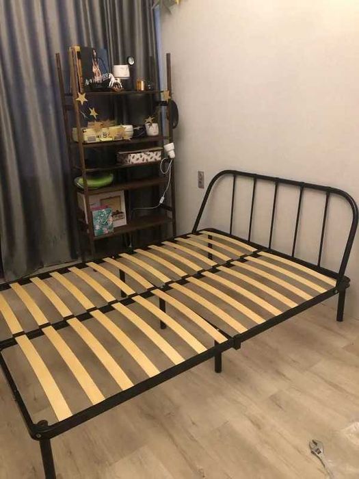 Двуспальная кровать, 160х200 см