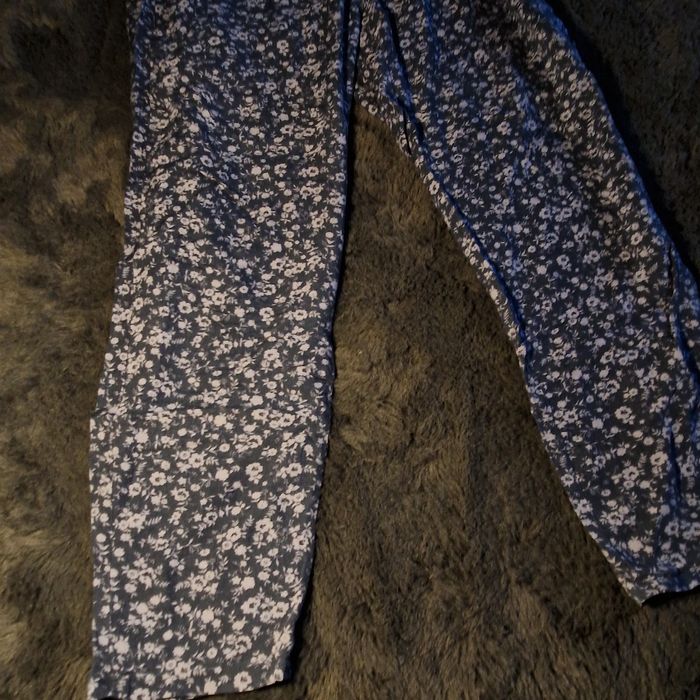 Pantaloni salvari