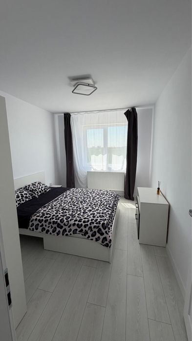 Inchiriez Apartament 2 camere decomandat