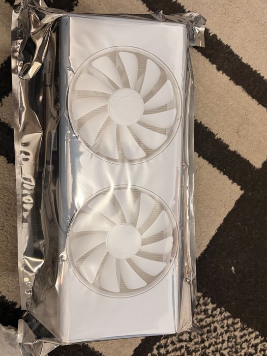 Amd rx5600xt белая XFX