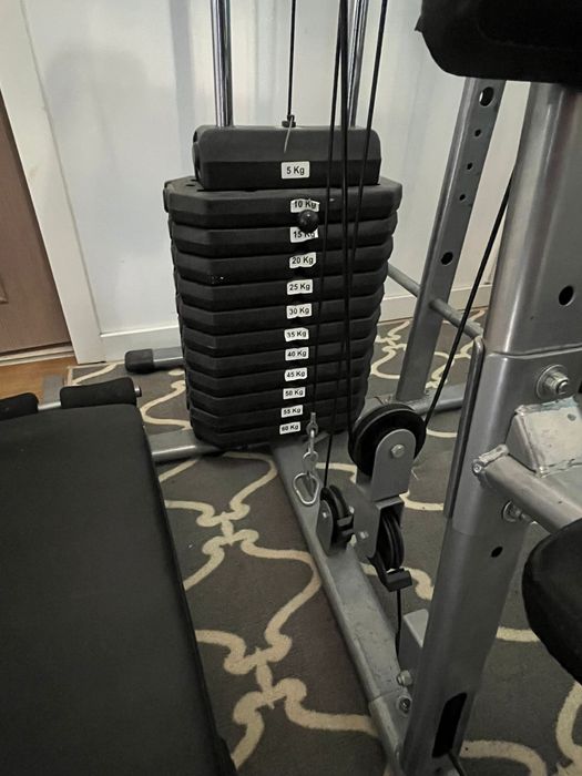 SALĂ ACASĂ – Aparat fitness multifuncțional complet, cu greutăți incluse