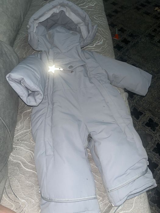 Продам комбинезон зимний от 0-6мес