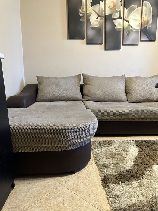 Голям холен диван