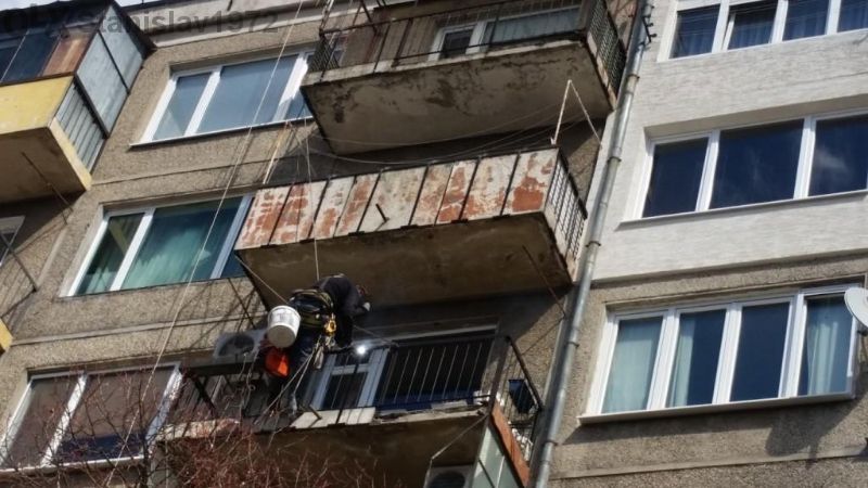 Заваряване и укрепване на балкони,панели и фасади