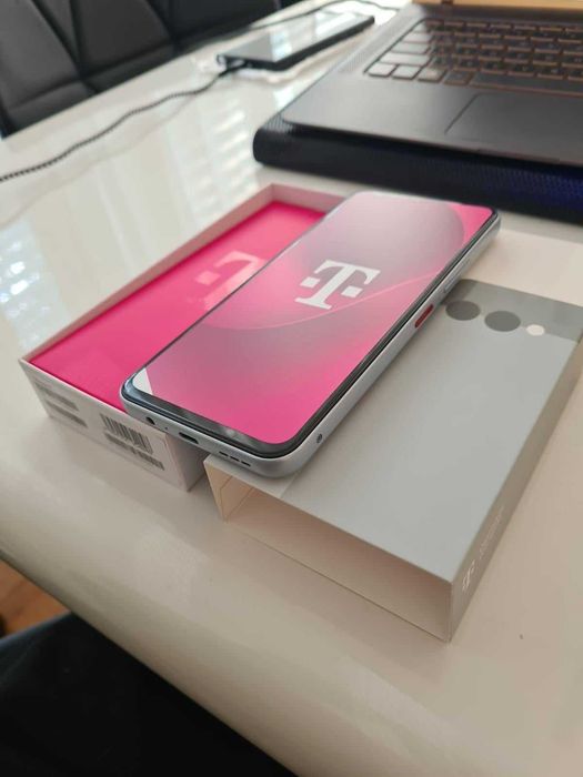НОВ 6.6" 5g Android 16 128GB NFC 6GB 6-ядрен T-Mobile Phone 3