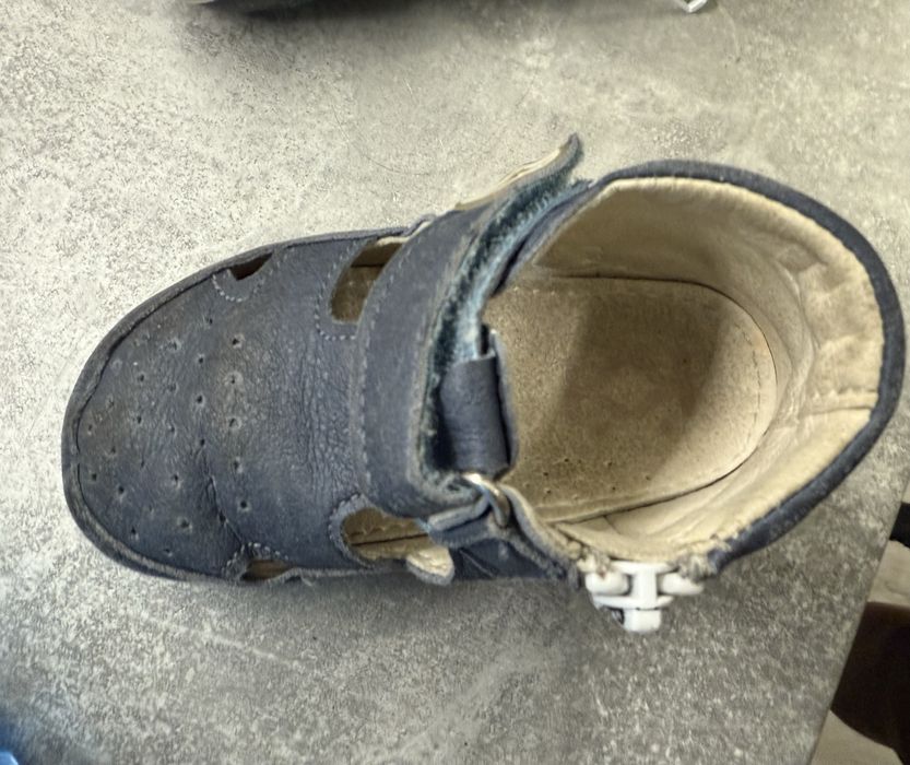 Бебешки буйки за пеохождане на Колев и Колев