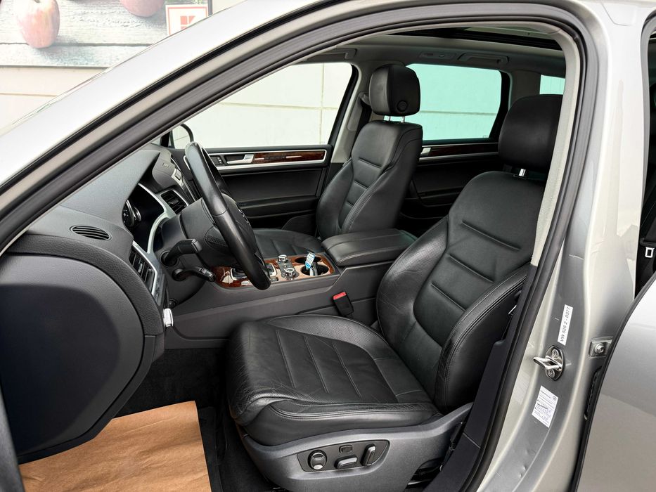 Volkswagen Touareg 3.0 TSI Hybrid Highline 361 CP