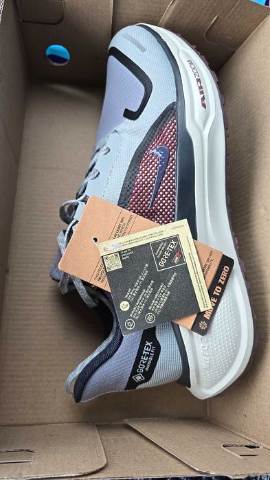 Nike Air Zoom yangi kiyilmagan