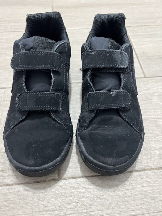 Nike Court Royale 35