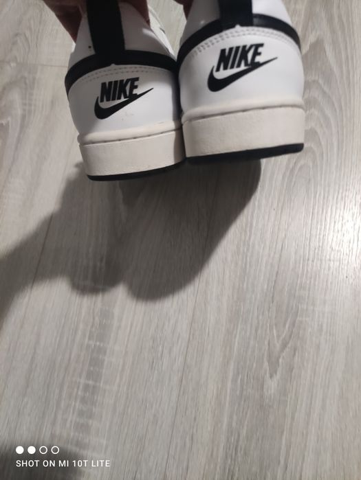 Маратонки NIKE,номер 38